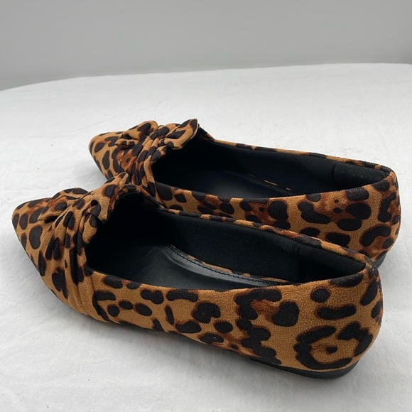 NWOB. MU MUSSHOE 8.5 Cushioned Point Toe Comfort Flats. - Picture 6 of 11